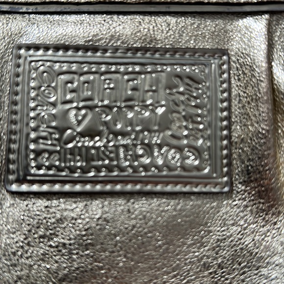 Gold leather coach purse - Picture 3 of 6